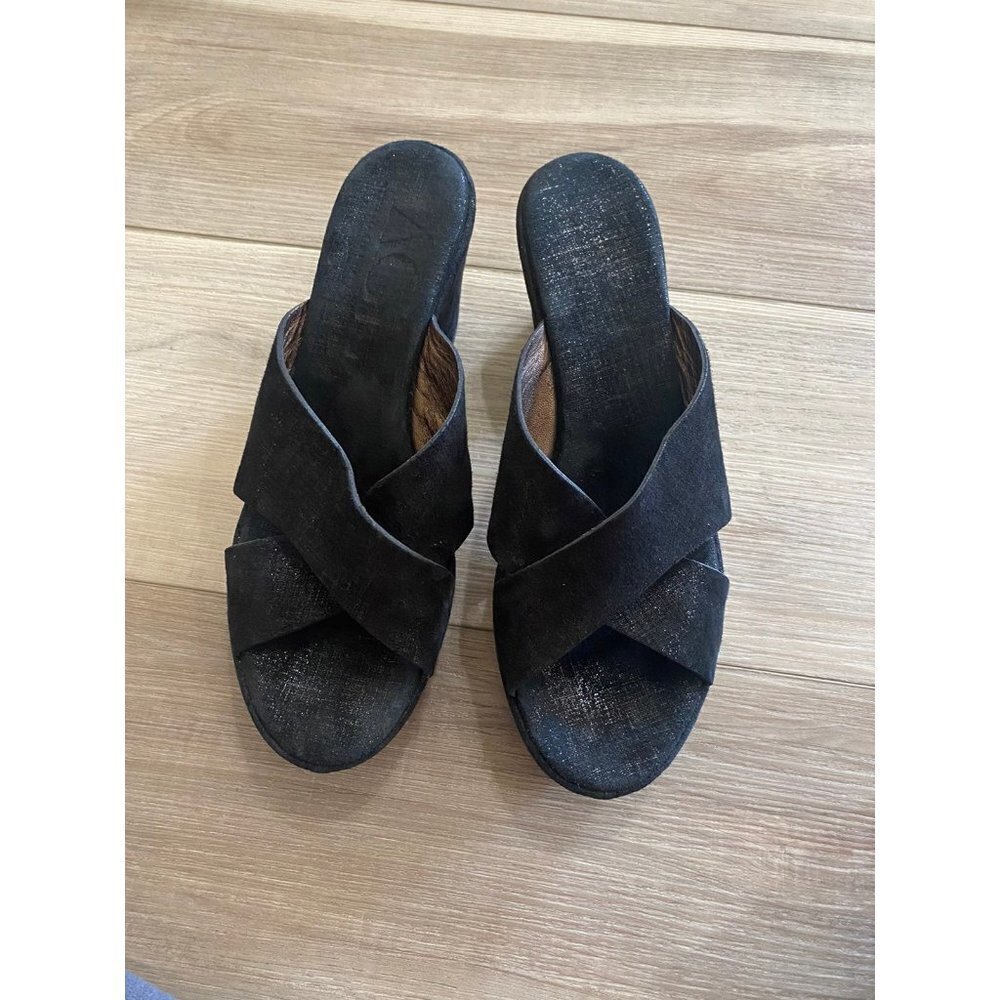 Attilio Giusti Leombruni Black Crisscross Mule Sandals - Picture 7 of 7